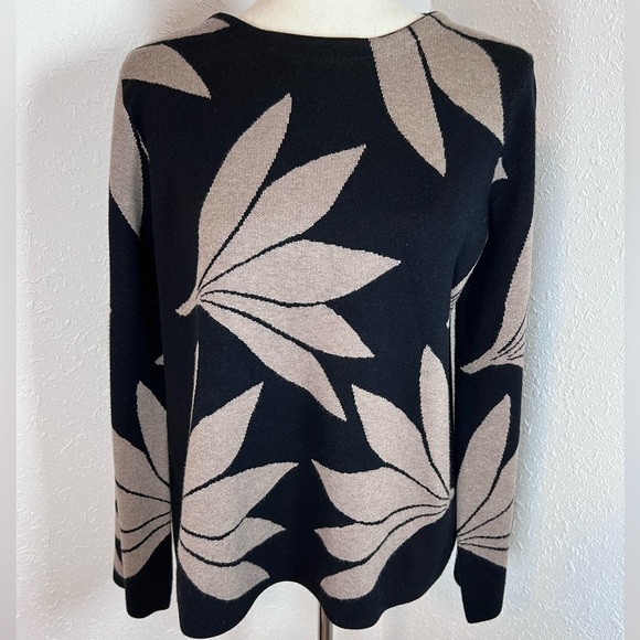 Premise Floral Fan Bell Sleeve Sweater - Picture 1 of 7